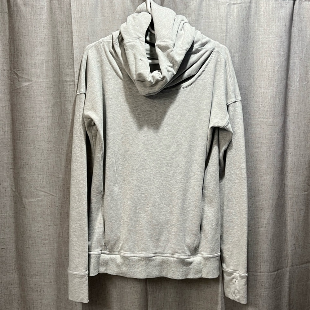 Lululemon funnel neck/hoodie top